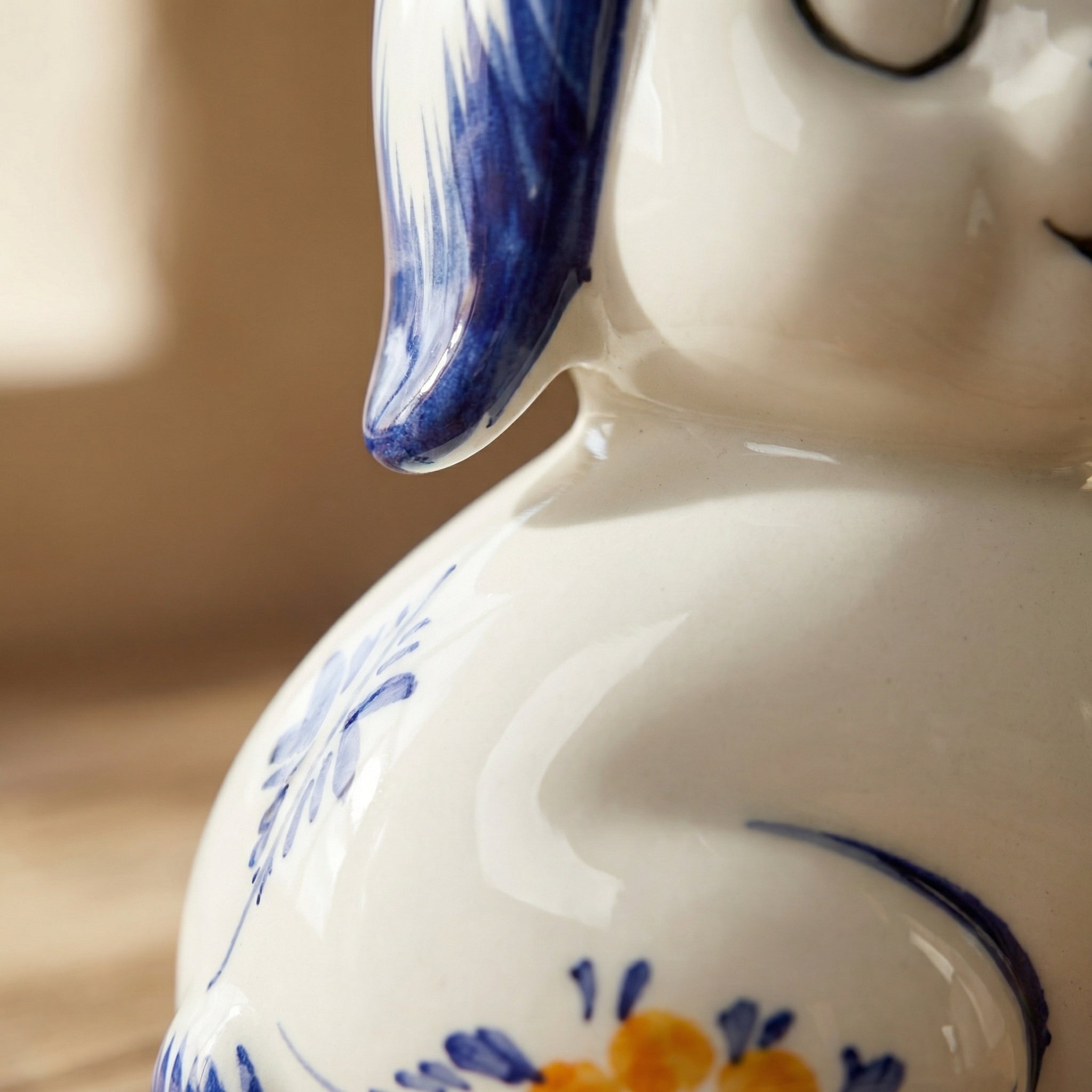 Figurine de chien Portugal Fleur