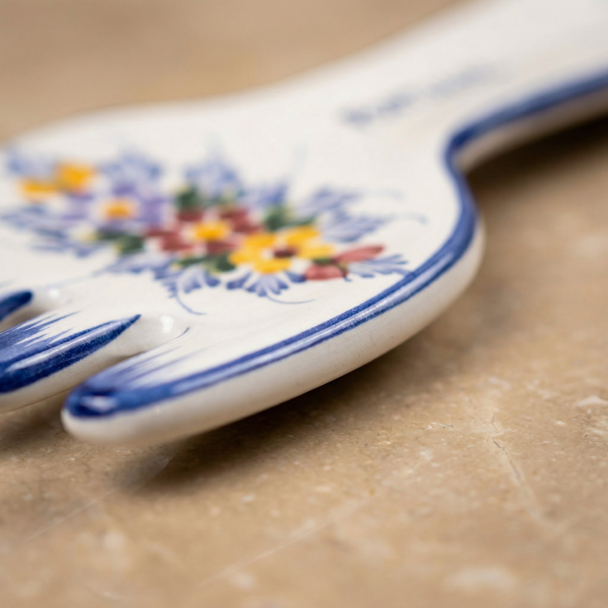 Repose-cuillère en forme de fourchette, motif floral du Portugal